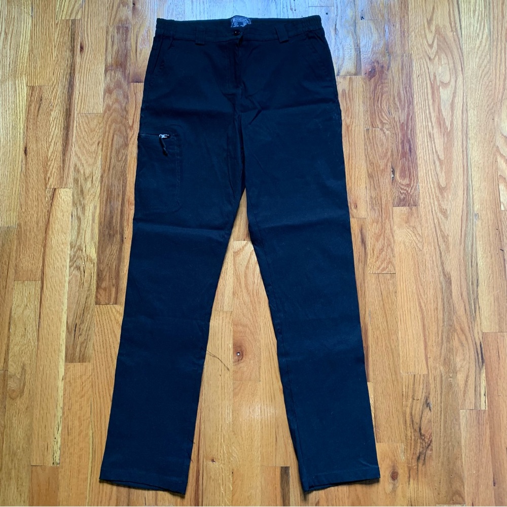 Mountain warehouse black straight leg hiking pants size 4